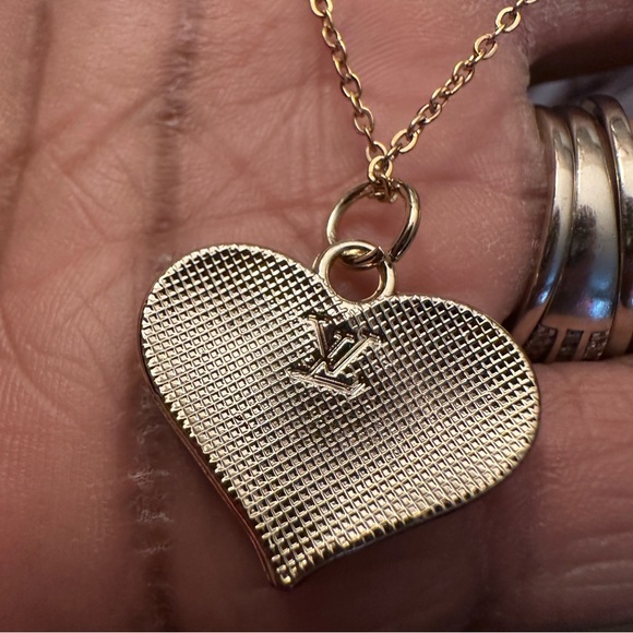 New LV Gold Plated Black Enamel Heart Charm with Gold Stainless Steel Necklace - Picture 4 of 9